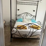 Tres Beau Lumineux Dans Avec Piscine דירה
