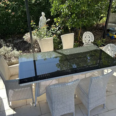 Appartement 2p Dans Juan-les-Pins