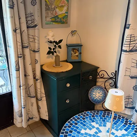 Tres Beau Lumineux Dans Avec Piscine Appartement *
