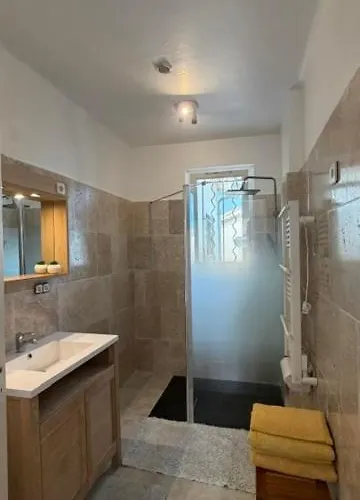 Tres Beau Lumineux Dans Avec Piscine Appartement Juan-les-Pins