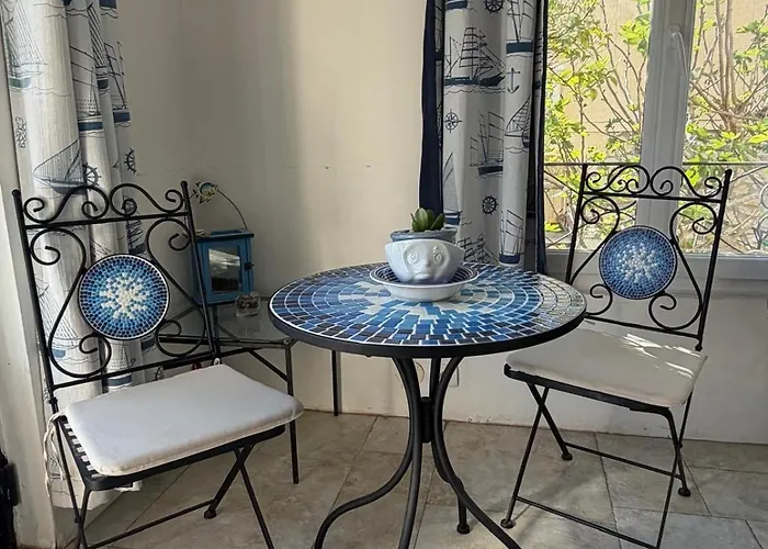 Tres Beau Lumineux Dans Avec Piscine Appartement *